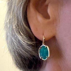❤️Kendra Scott Davis Gold Earrings in Dark Teal Amazonite, Dust bag included